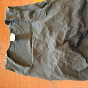 Black Sleeveless Nikibiki Tank